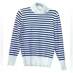 Cable & Gauge Women's Turtle Neck Sweater (S6)